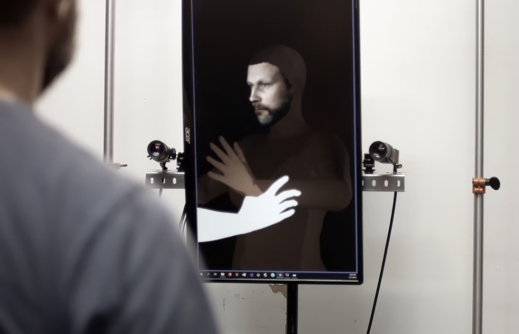 Alap Parikh working on Hanna Haaslahti’s Captured (2018-21). Photo: Alap Parikh.
